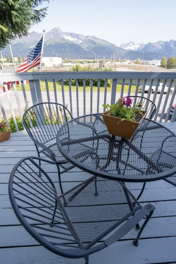 Bears Den Alaska Lodging Seward Ngoại thất bức ảnh